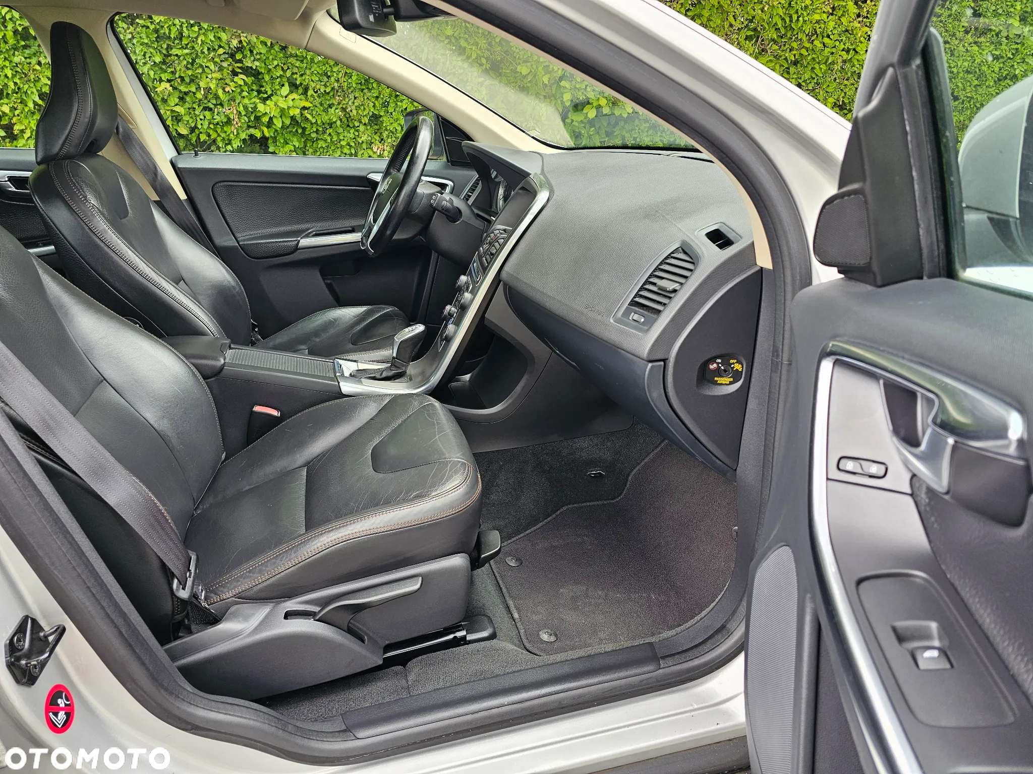 Volvo XC 60 D3 Geartronic Momentum - 18