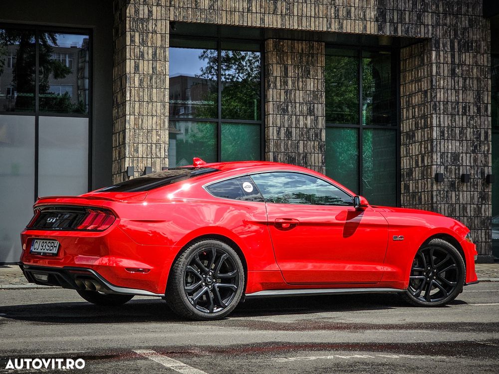 Ford Mustang 5.0 V8 GT - 4