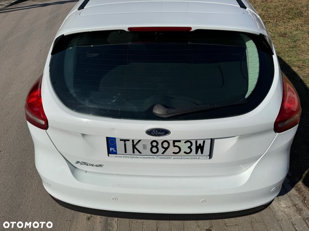 Ford Focus 1.5 TDCi SYNC Edition - 18