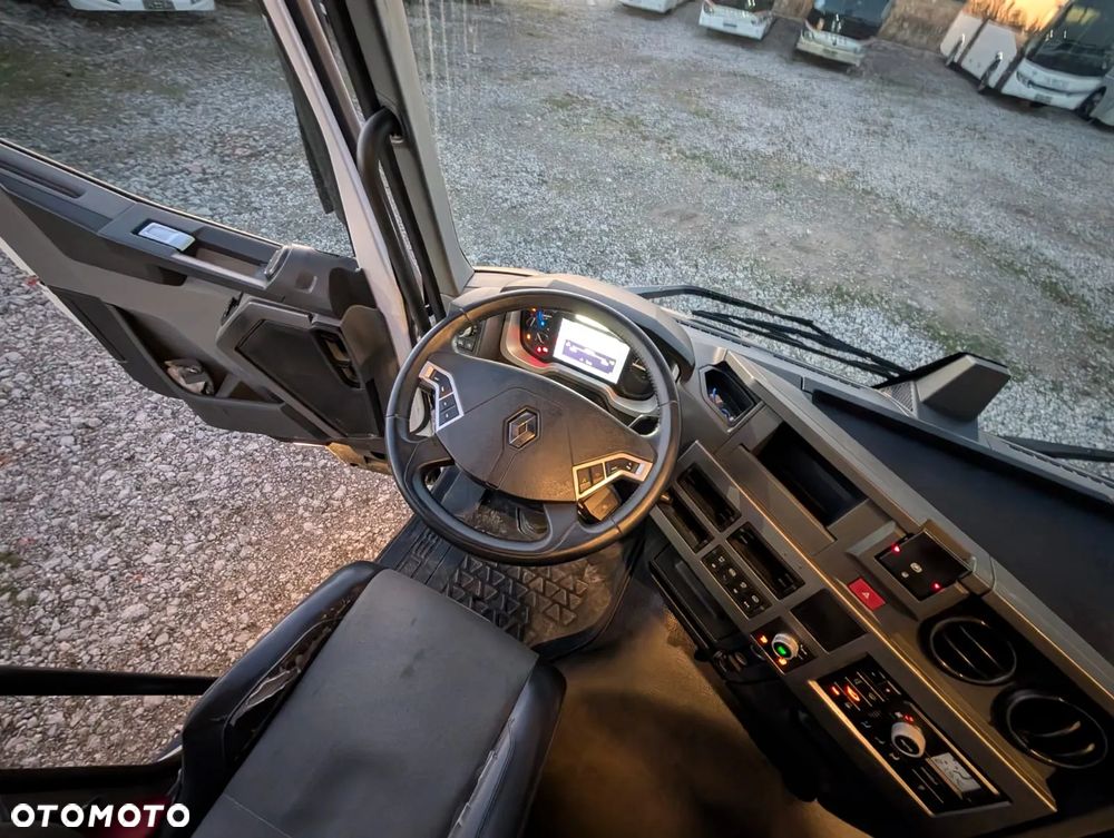 Renault T440 - 19