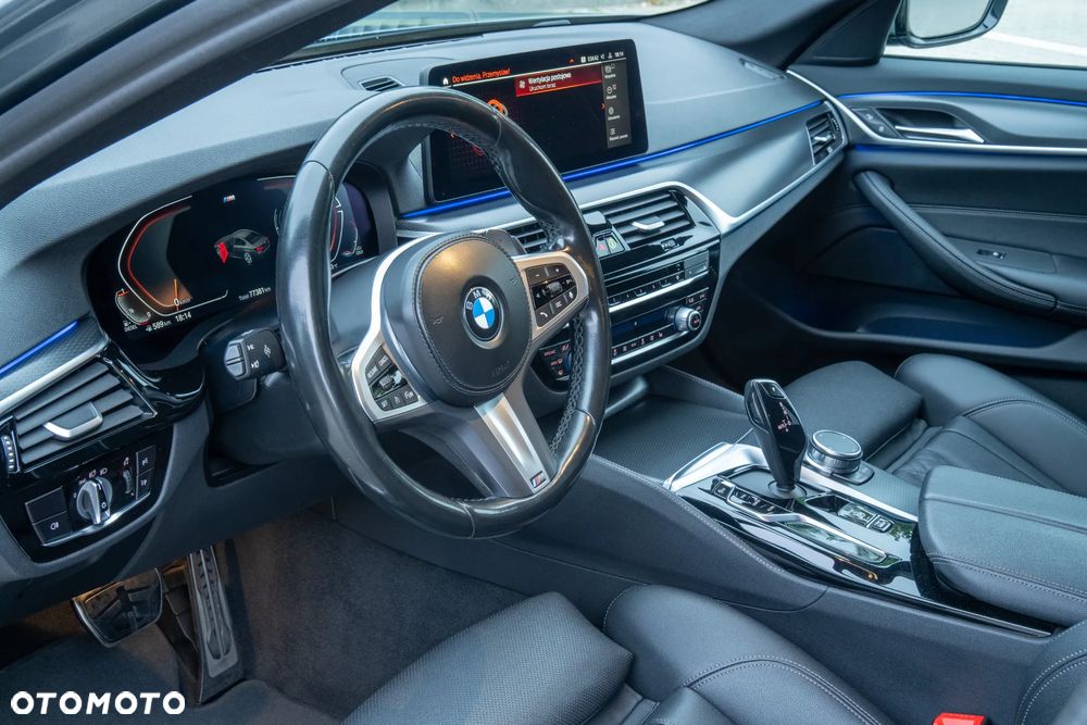 BMW Seria 5 520d xDrive MHEV M Sport sport - 13