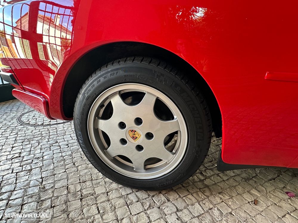 Porsche 944 Turbo - 2
