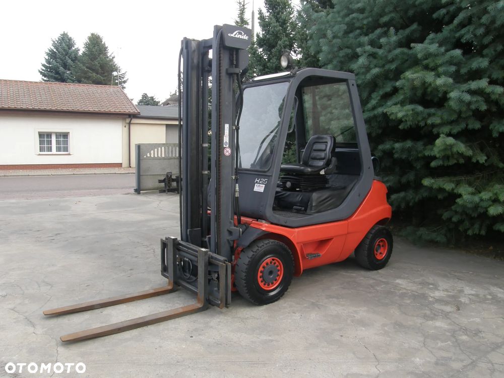 Linde H25T-03 1998 przesuw z Niemiec - 29