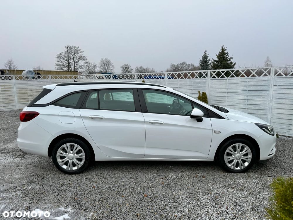 Opel Astra 1.6 D (CDTI DPF ecoFLEX) Start/Stop Excellence - 25