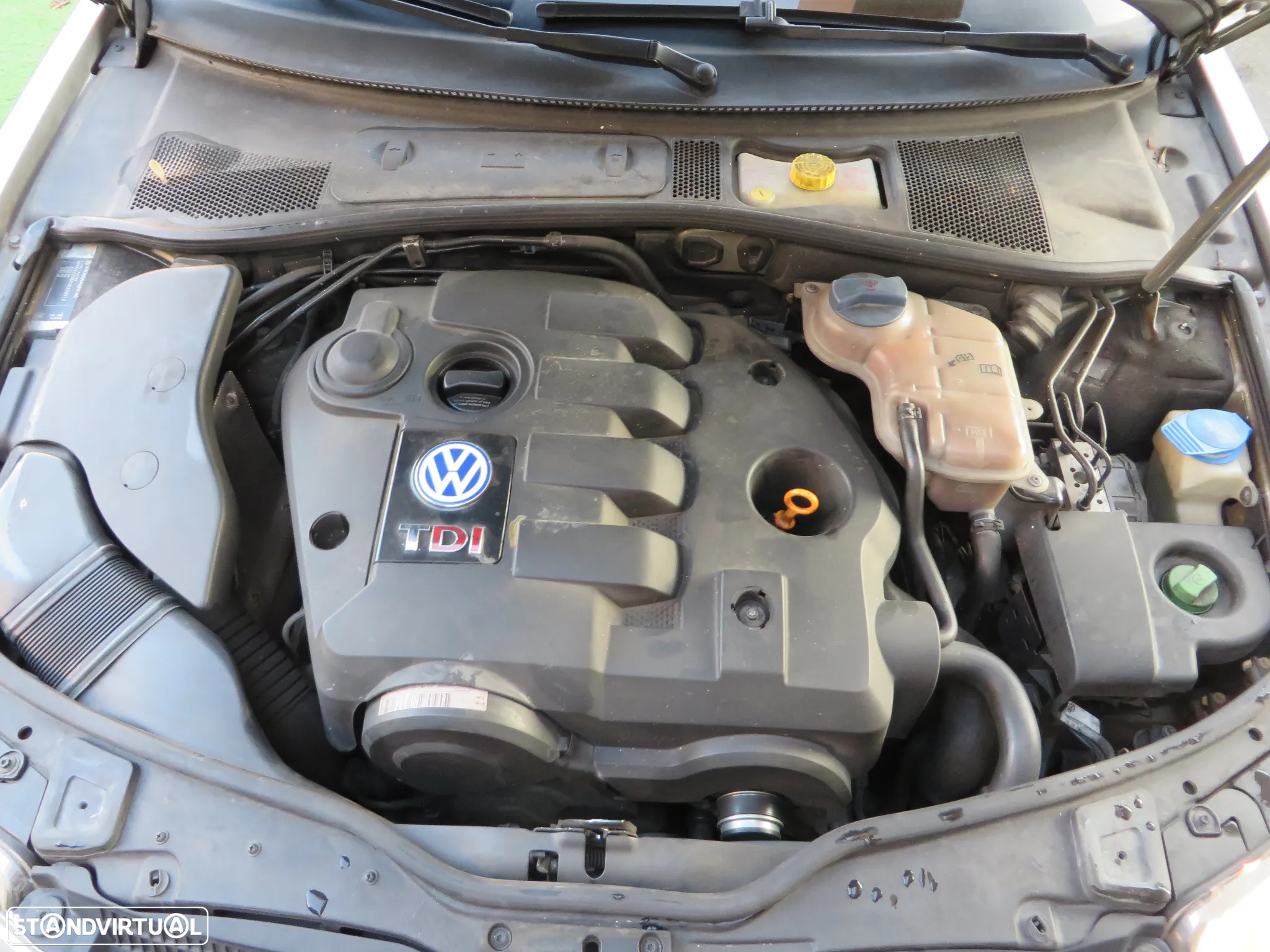 VW Passat Variant 1.9 TDi Highline - 18