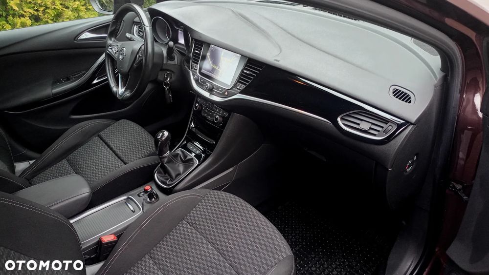Opel Astra 1.4 Turbo Edition - 21