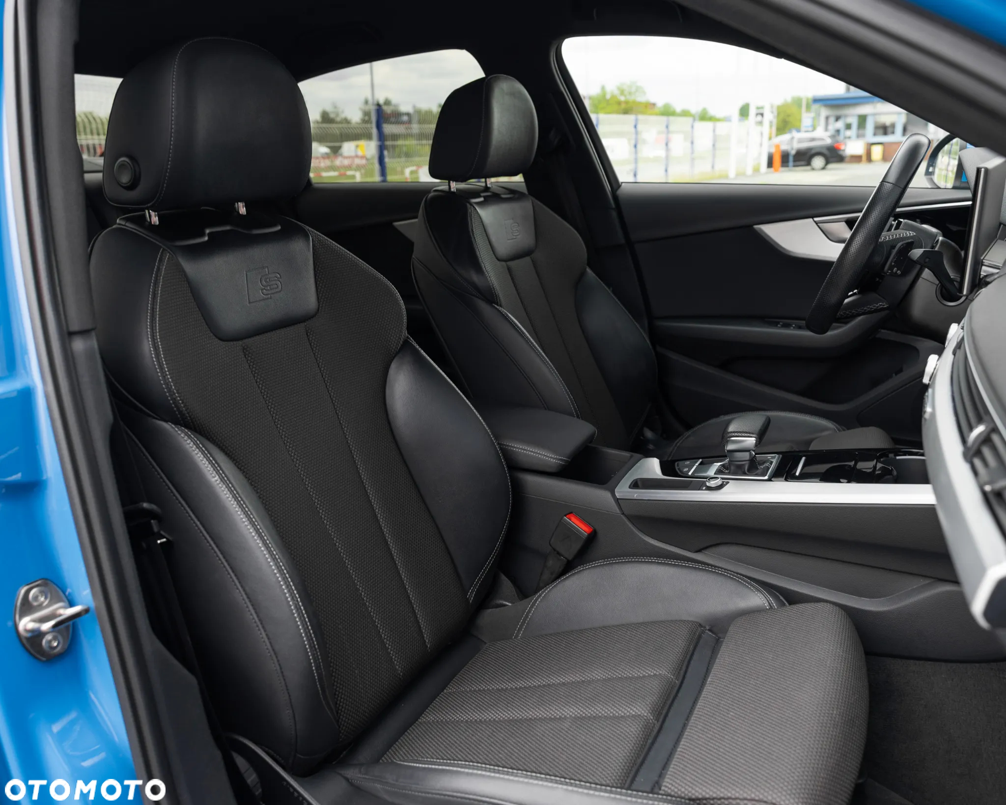 Audi A4 Avant 40 TFSI quattro S tronic S line - 39