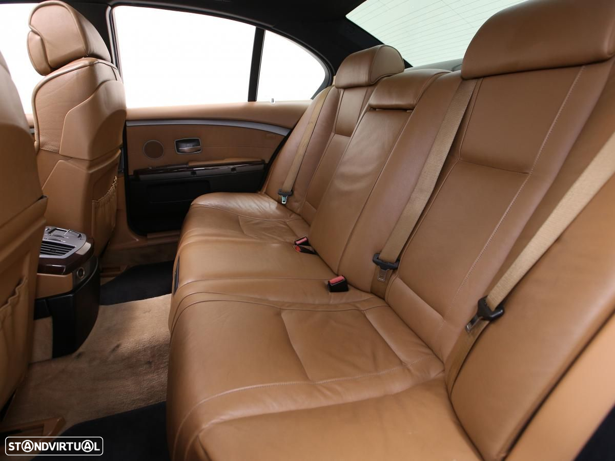 BMW 730 - 11