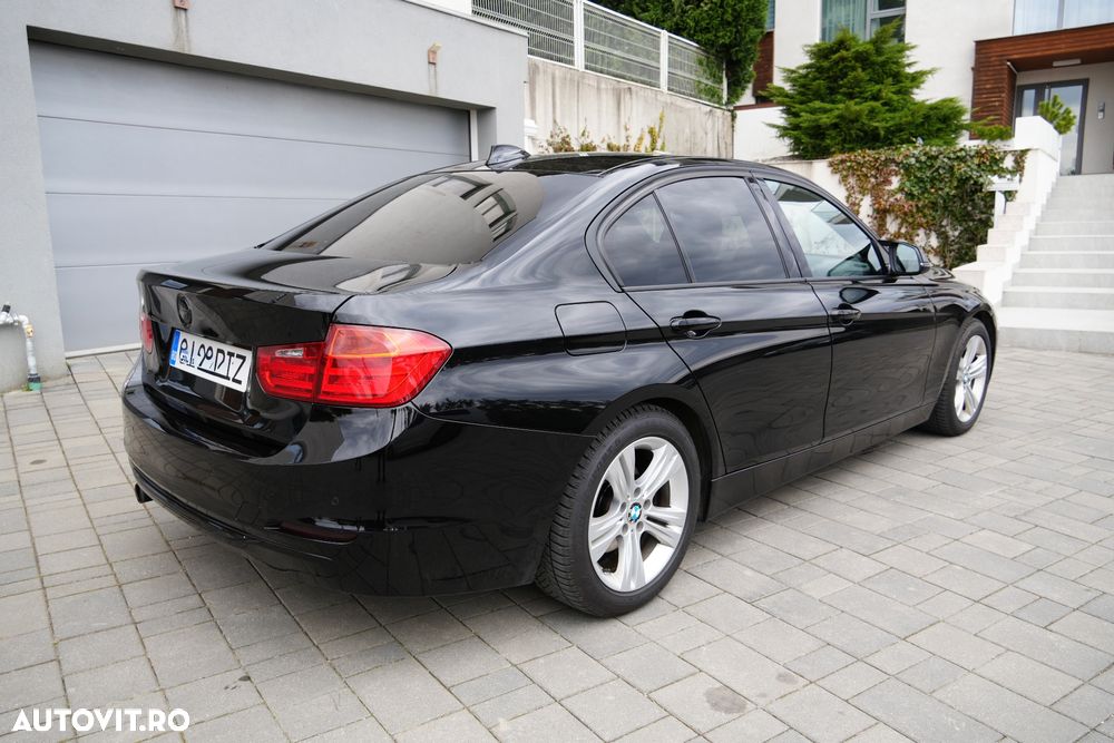 BMW Seria 3 320d Aut. Sport Line - 4