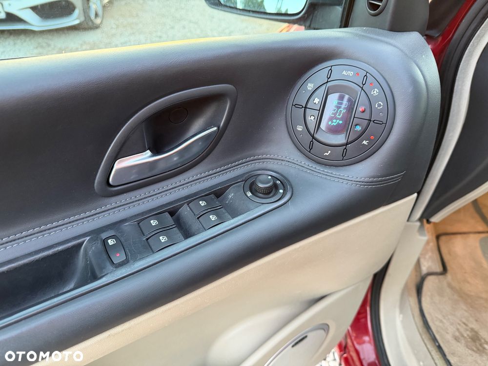 Renault Espace 3.5 Initiale - 30