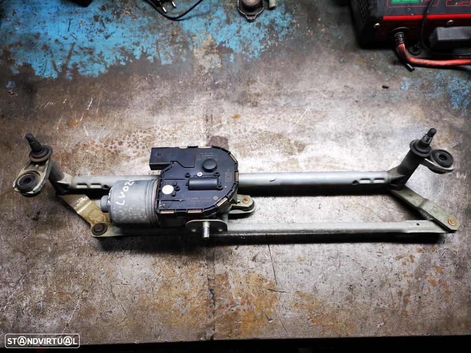 VW EOS 2009 MOTOR DE LIMPA VIDROS FRENTE LV029 - 1