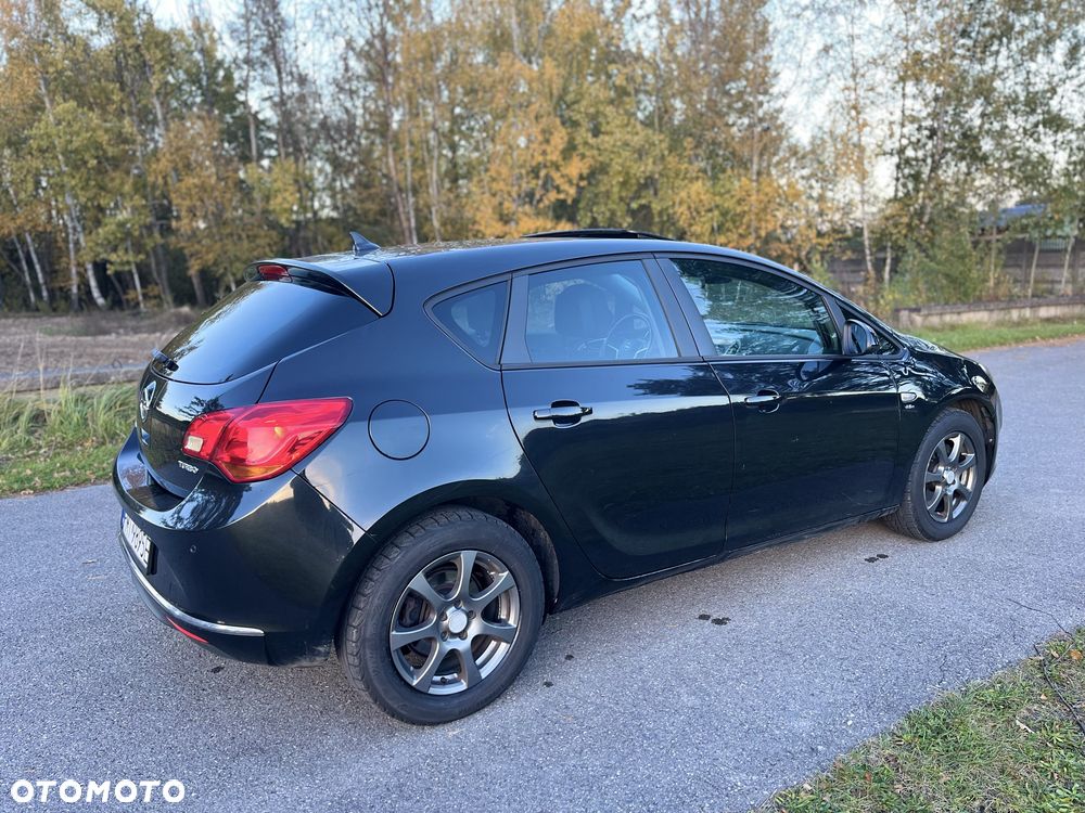 Opel Astra - 4