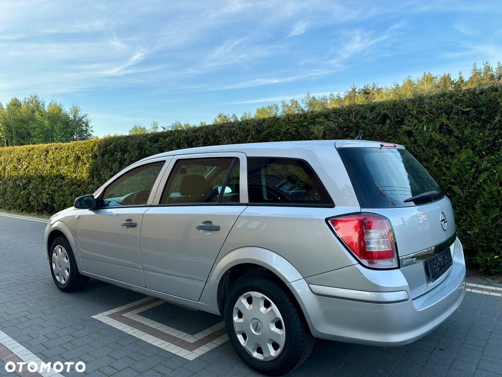 Opel Astra 1.6 Cosmo - 4