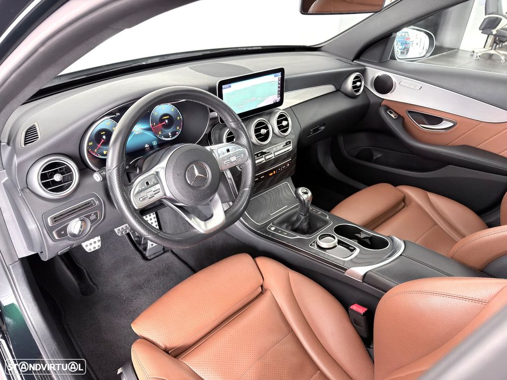 Mercedes-Benz C 180 d Station AMG Line - 14