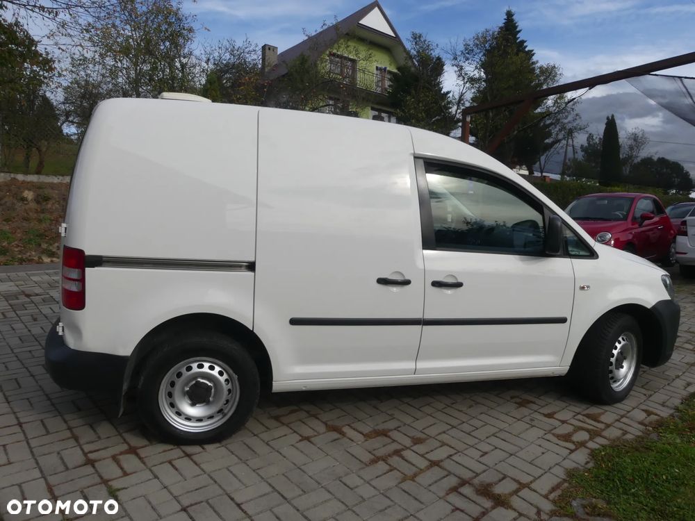 Volkswagen Caddy - 26
