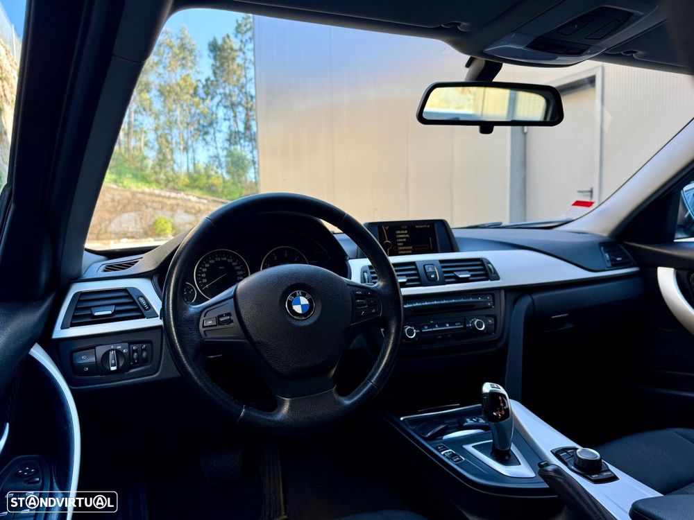 BMW 318 d Touring Auto - 28