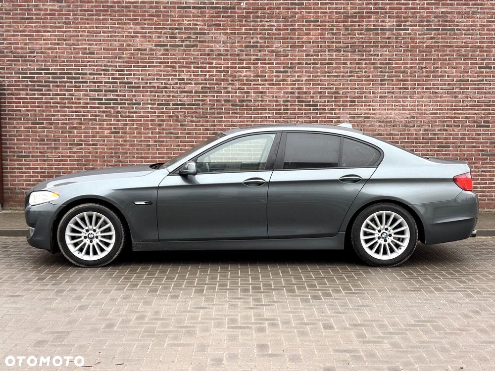 BMW Seria 5 535i Luxury Line - 27