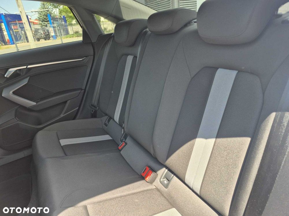 Audi A3 Limousine 30 TFSI mHEV Advanced S tronic - 30