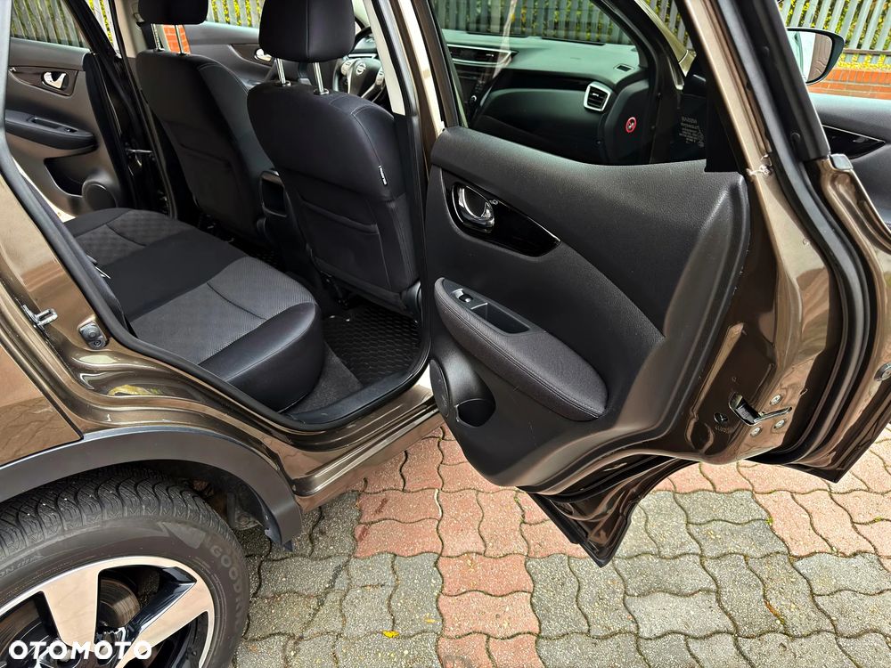 Nissan Qashqai 1.2 DIG-T Xtronic N-Connecta - 21