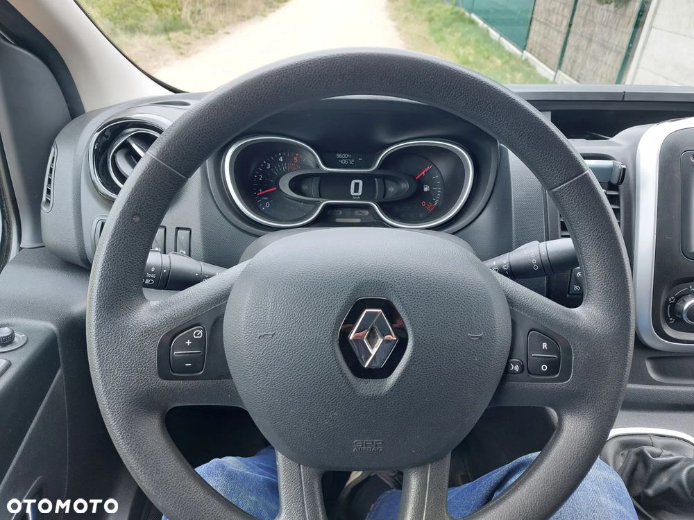 Renault TRAFIC - 9