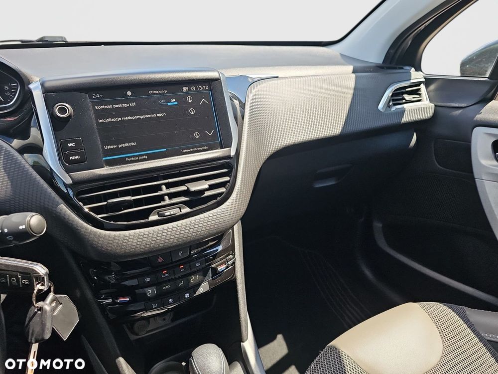 Peugeot 2008 - 15