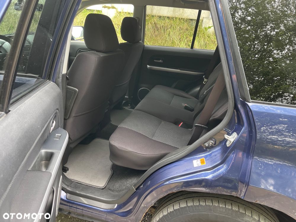 Suzuki Grand Vitara 1.9 DDiS Premium - 9