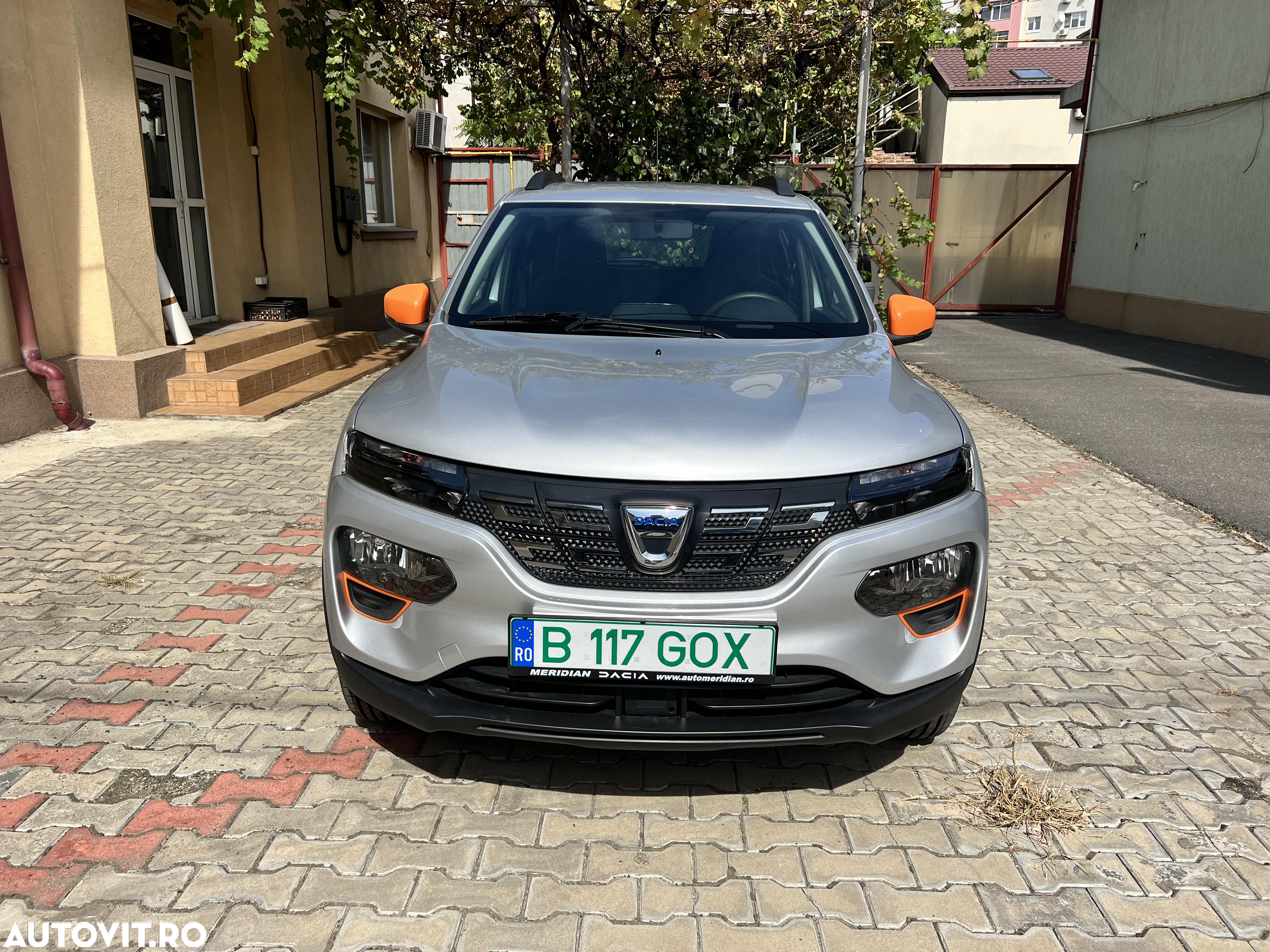 Dacia Spring - 8