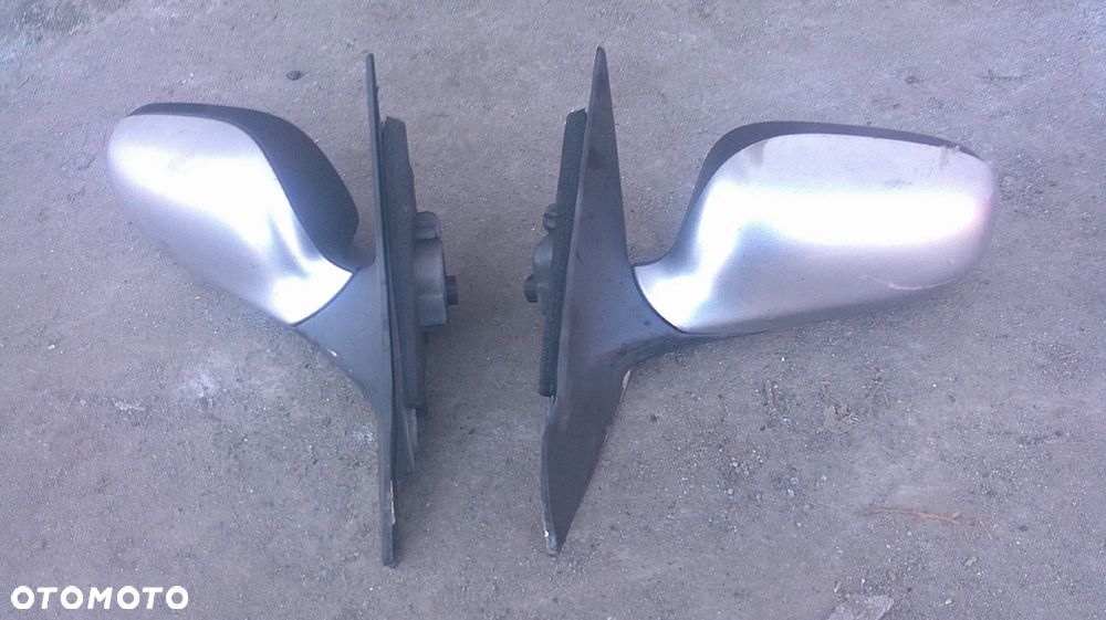 SAAB 93 LIFT LUSTERKO  PRAWE - 2