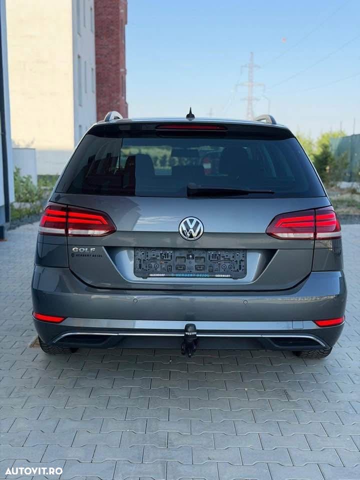 Volkswagen Golf 1.6 TDI DSG Comfortline - 6