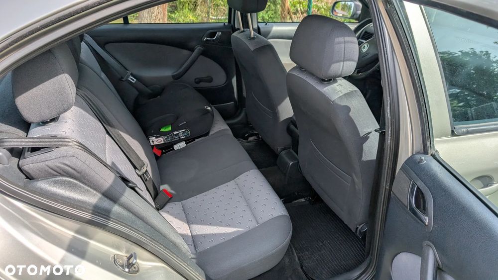 Skoda Octavia 1.9 TDI Tour - 9