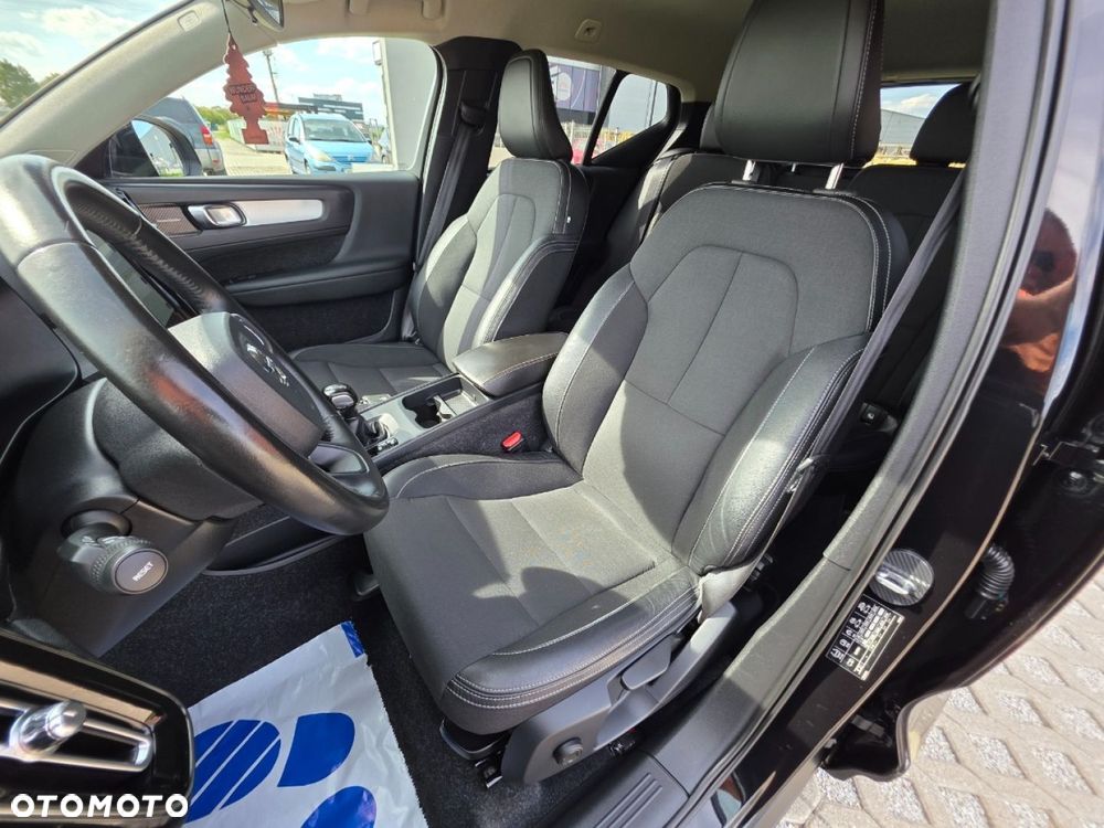 Volvo XC 40 - 18