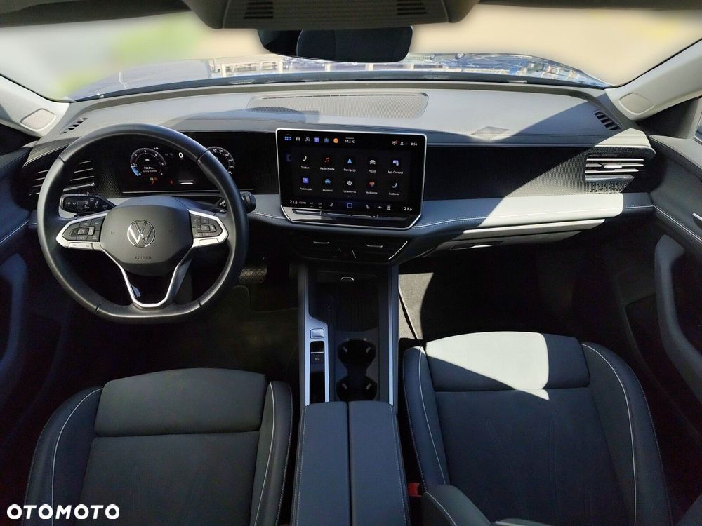Volkswagen Passat - 16