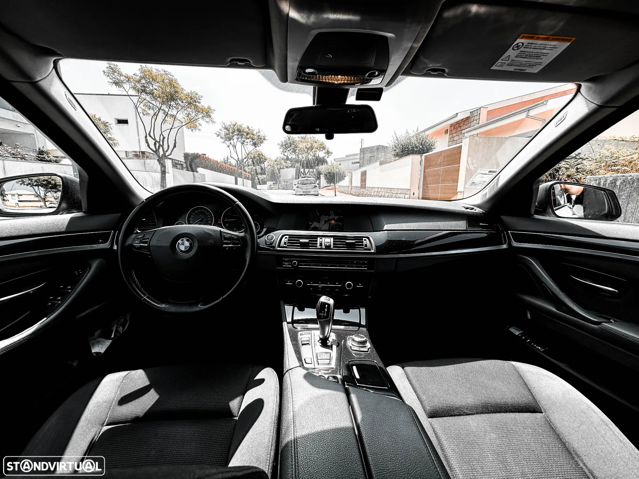 BMW 520 d Auto - 13