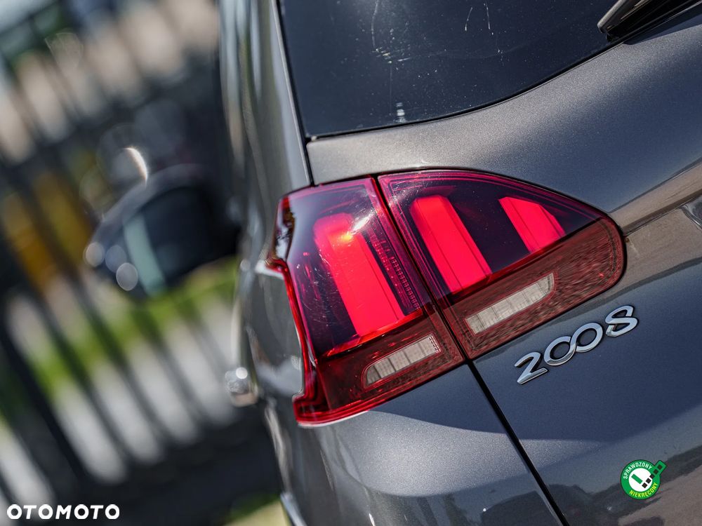 Peugeot 2008 BlueHDi FAP 120 STOP & START EAT6 Allure - 11