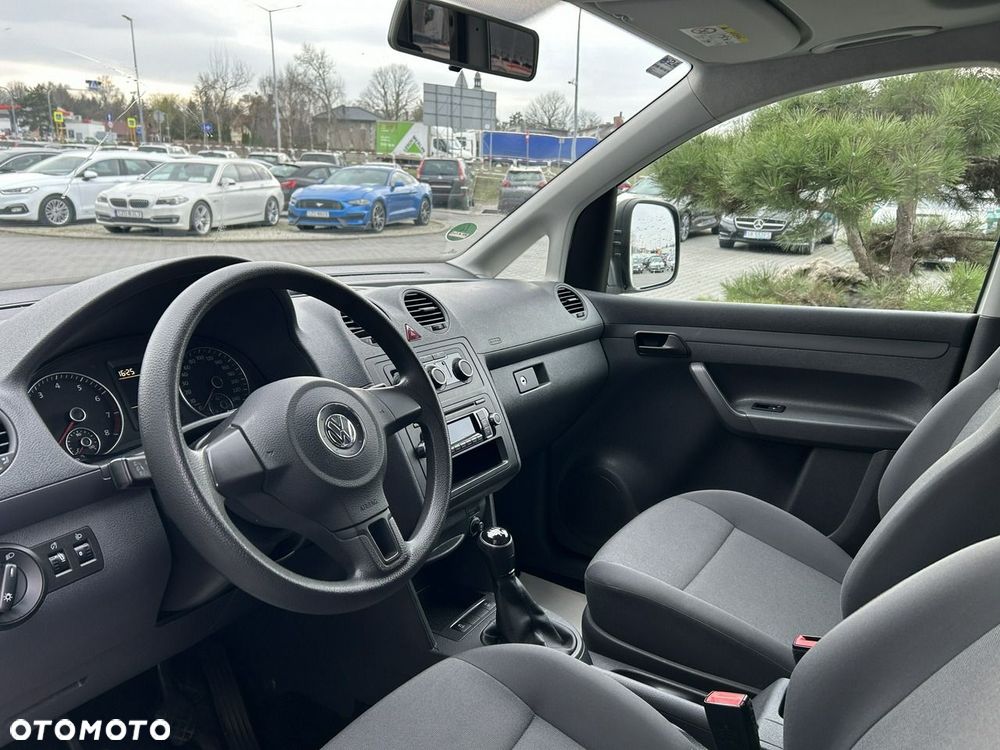 Volkswagen Caddy - 10