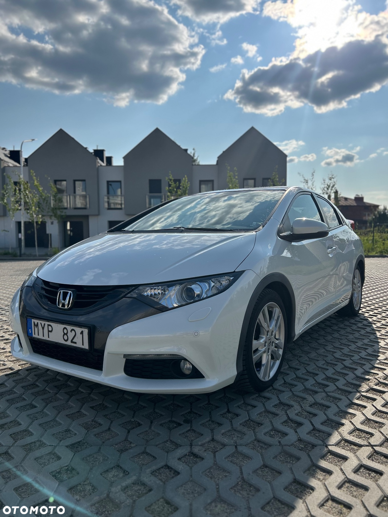 Honda Civic 1.8i-VTEC i-SHIFT Sport - 2