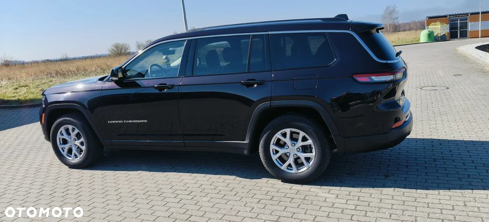 Jeep Grand Cherokee - 15