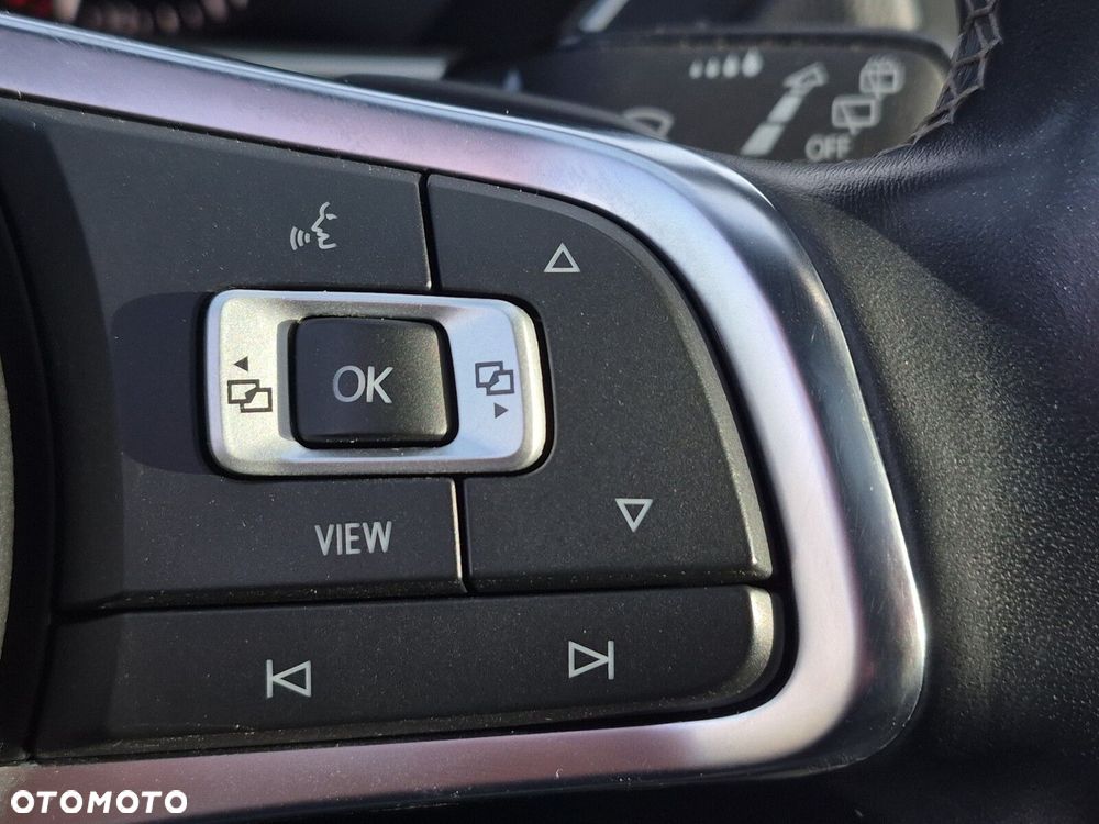 Volkswagen Tiguan - 23