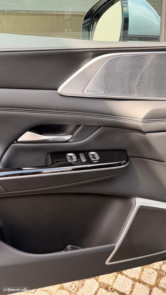 Xpeng G9 93.1 kWh Long Range+Premium Seat & Audio Pack - 18