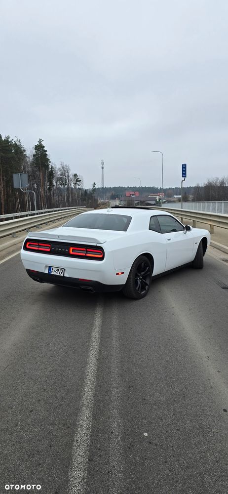 Dodge Challenger Automatik R/T Plus - 12