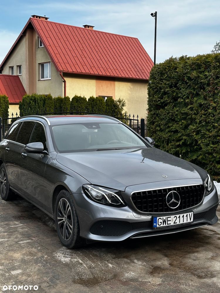 Mercedes-Benz Klasa E 300 d 9G-TRONIC Avantgarde - 6