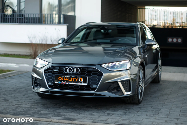 Audi A4 40 TDI quattro S tronic S line