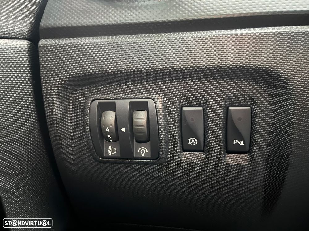 Renault Captur 1.5 dCi - 23