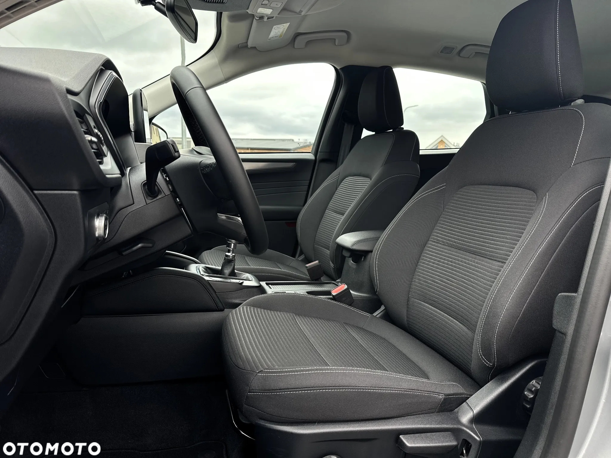 Ford Kuga 1.5 EcoBoost FWD Titanium - 10
