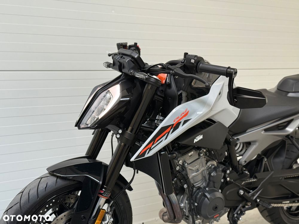 KTM Duke 790 - 22