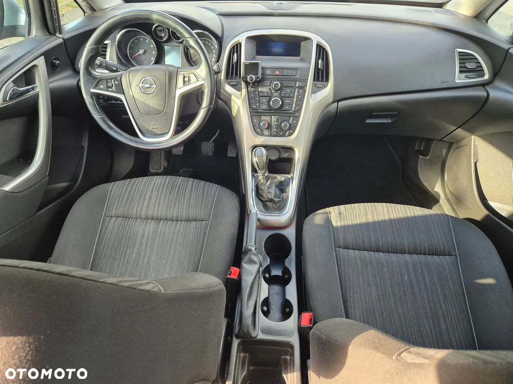 Opel Astra 1.6 Enjoy - 8