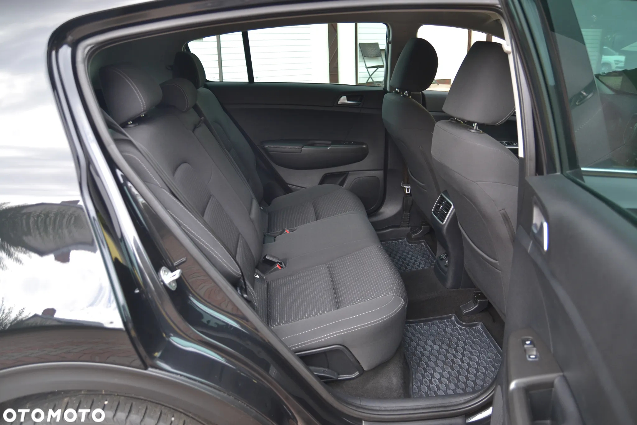 Kia Sportage 1.7 CRDI Business Line L 2WD - 16