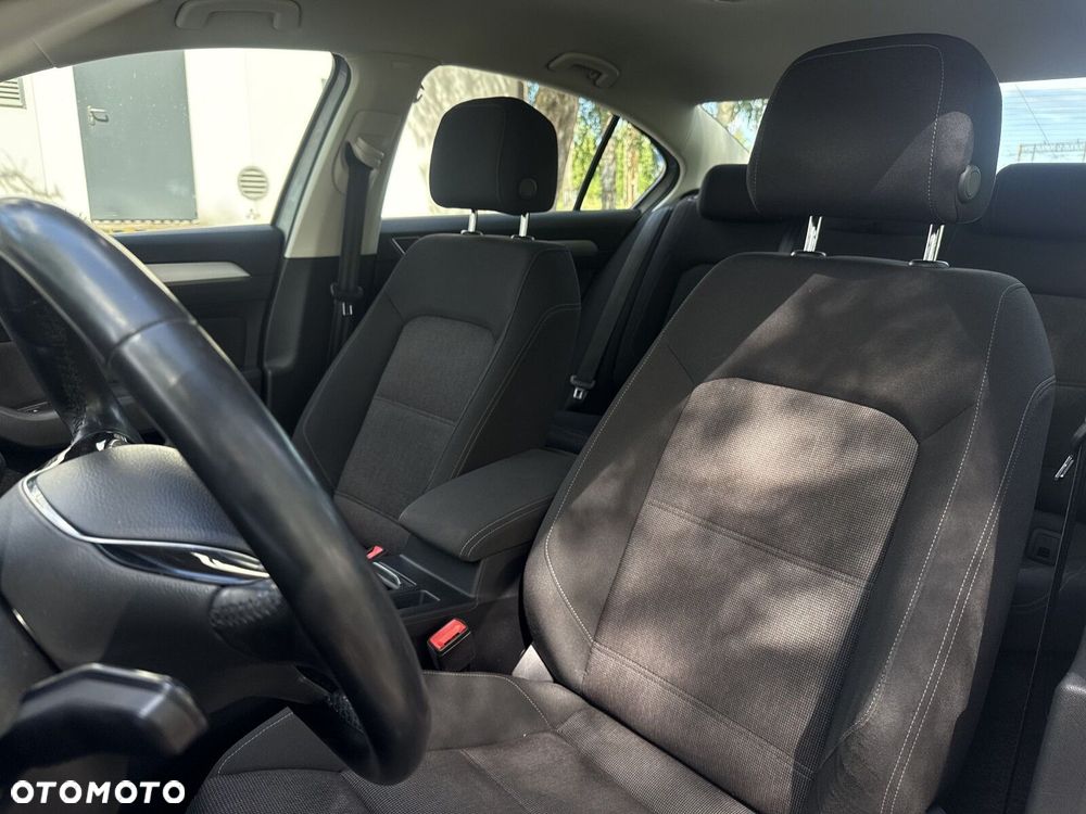 Volkswagen Passat 1.4 TSI BMT ACT Comfortline - 15