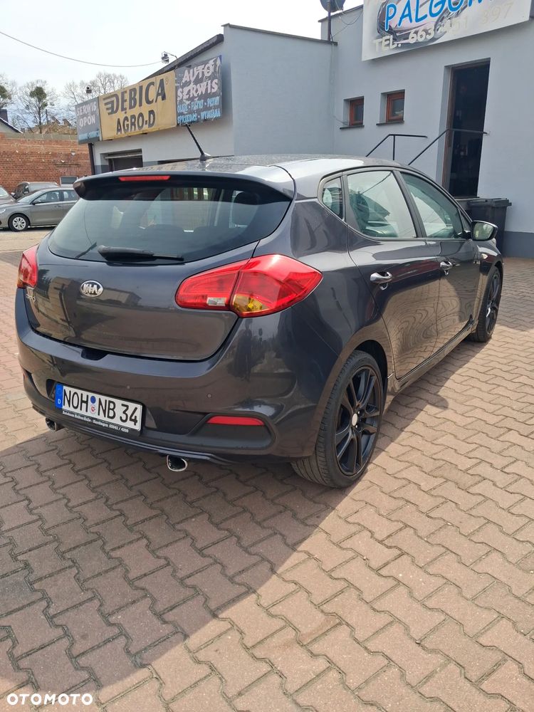 Kia Ceed - 5