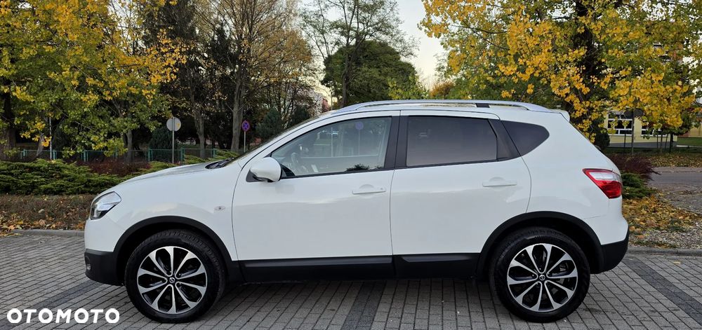 Nissan Qashqai 1.6 360 - 15